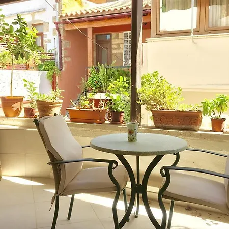 Venetian Guest's House 2*